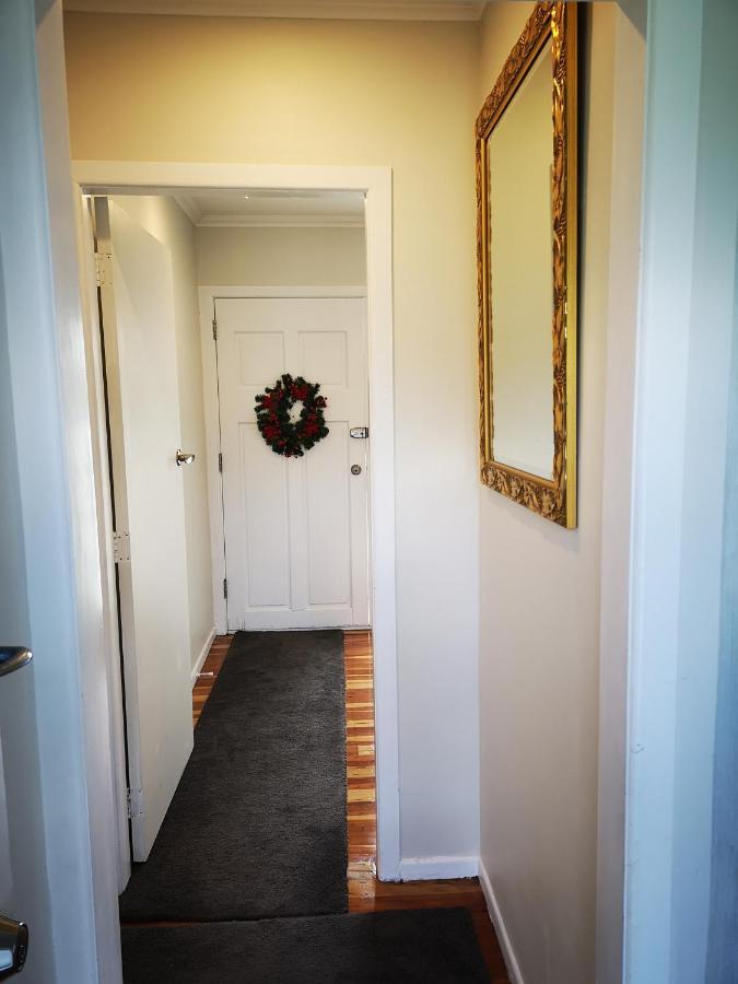 Cheerful 4 Bedroom Holiday Home โรโตรัว ภายนอก รูปภาพ